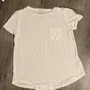Aeropostale white tee!
